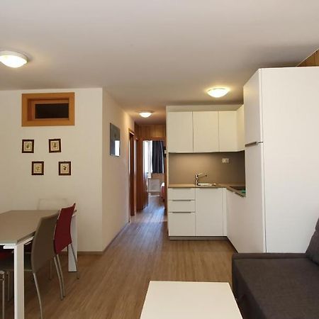 Residence Lores 2 มาริลเลวา ภายนอก รูปภาพ