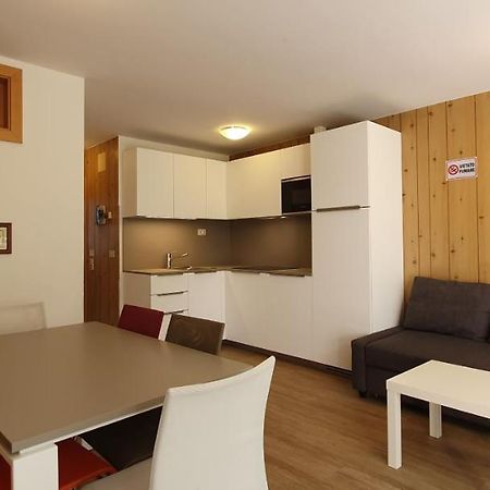 Residence Lores 2 มาริลเลวา ภายนอก รูปภาพ