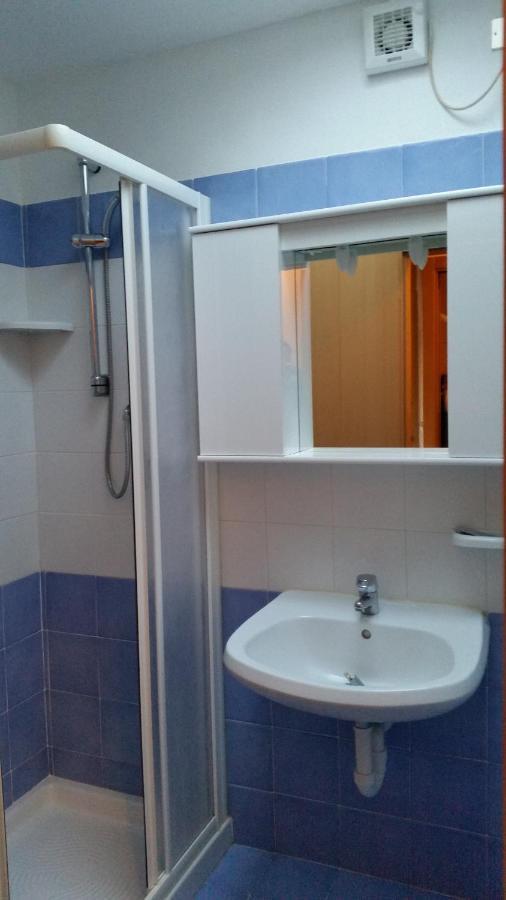 Residence Lores 2 มาริลเลวา ภายนอก รูปภาพ
